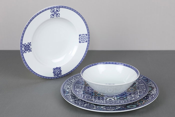 Hermia Vajilla de Porcelana de 24 Piezas en Azul Marino y Turquesa